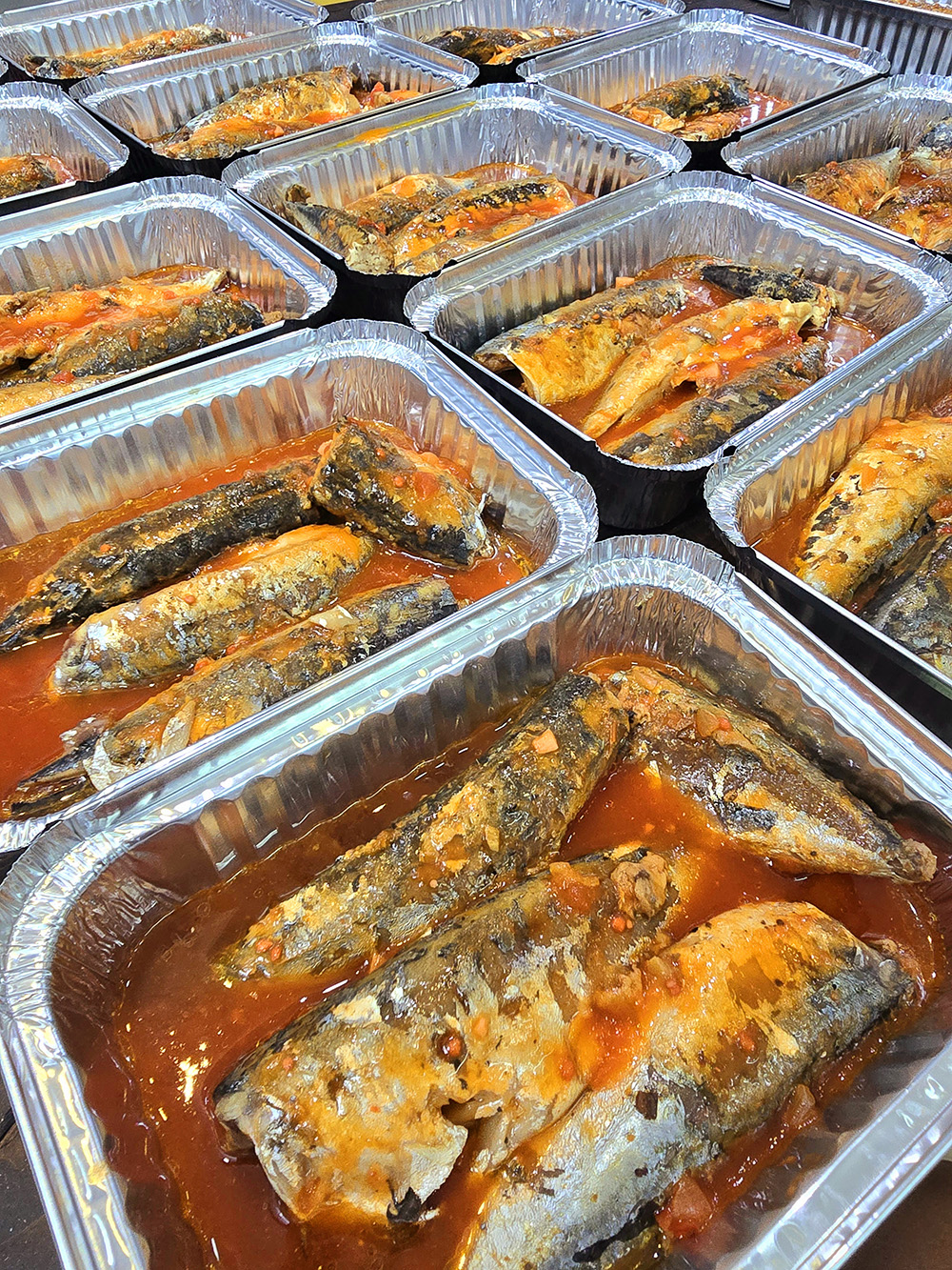 Cá nục kho rục 3